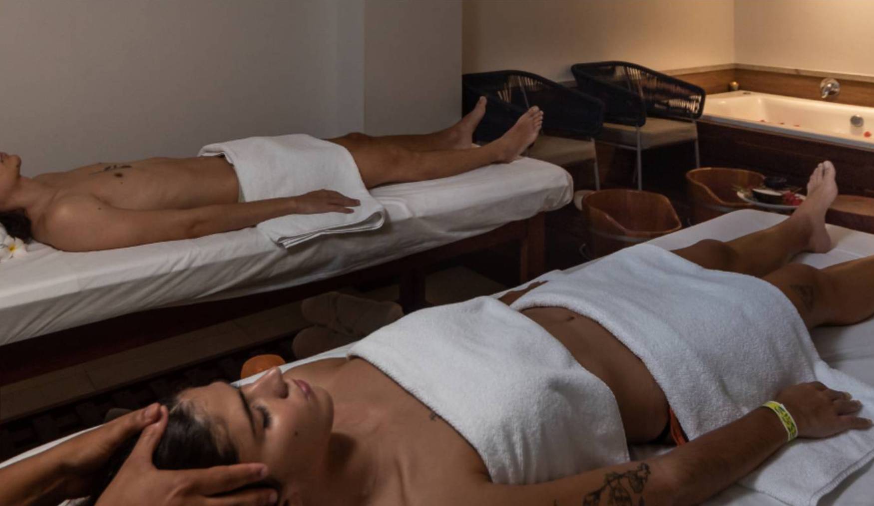 Casal em SPA do Japaratinga Resort